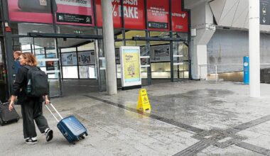 « Quand on en répare une, il en vient d’autres » : six ans après son inauguration, la gare de Rennes fuit toujours