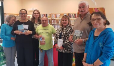 Séance de dédicaces à la bibliothèque de Béruges