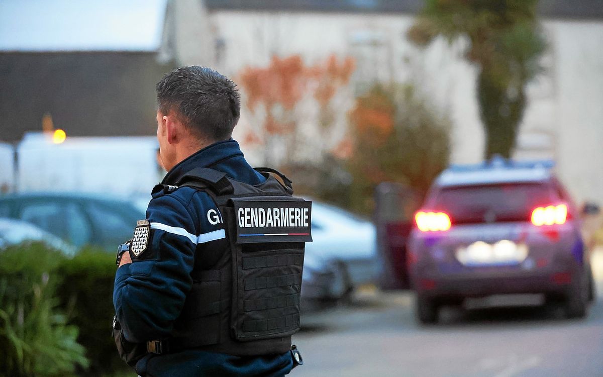 Lors d’un banal contrôle routier, les gendarmes d’Ille-et-Vilaine découvrent une impressionnante somme d’argent