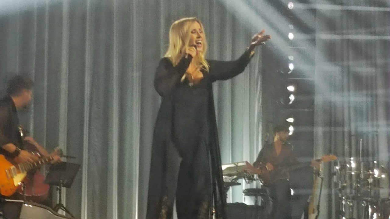 Lara Fabian a donné un concert à l’Arena du Futuroscope, à Poitiers, mardi 21 octobre 2025.