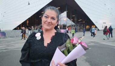 "Elle me prend aux tripes", raconte une fan de Lara Fabian à son concert à l’Arena Futuroscope