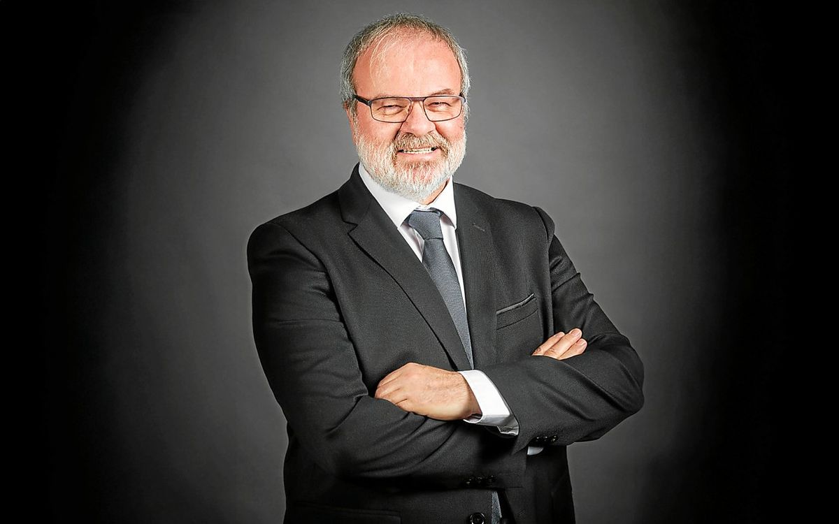 « Il faut sauver nos petits commerces » : en Bretagne, ce maire veut empêcher les grandes surfaces d’ouvrir le dimanche