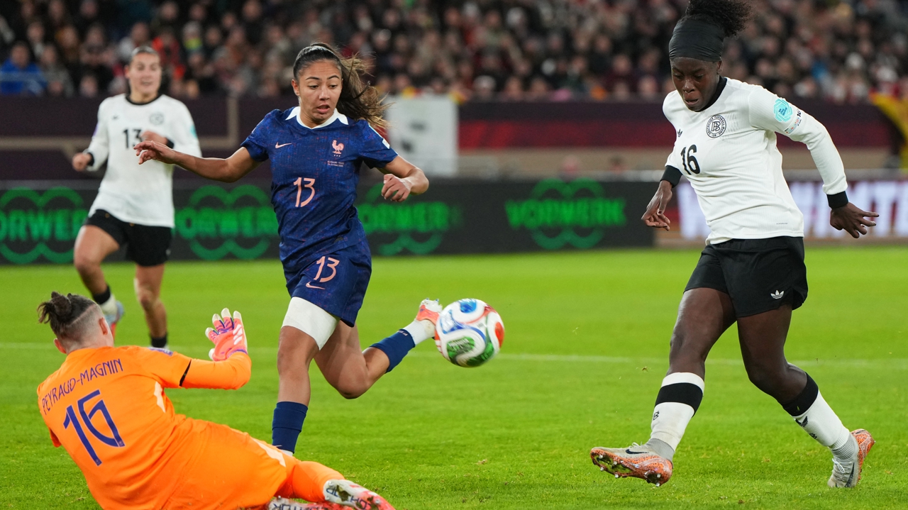 battues en Allemagne, les Bleues toujours dans le dur avant la demi-finale retour