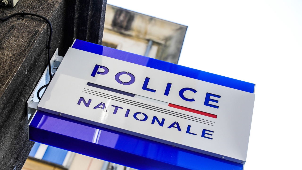 en cavale depuis 2022, il est déposé blessé par balles devant les urgences