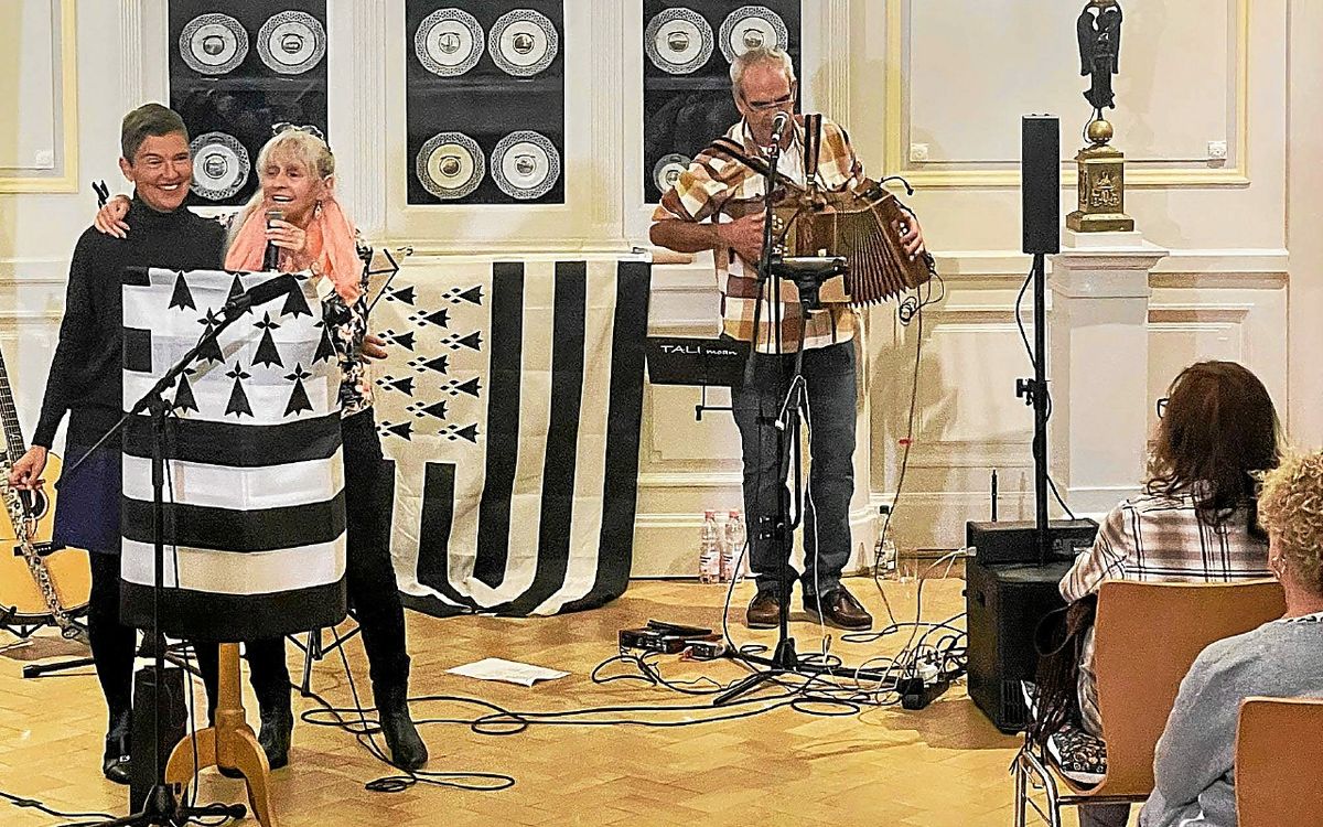Plouguerneau : le duo de musique « Tali Moan » s’est rendu en Allemagne