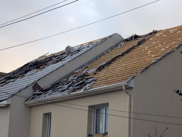 Ermont (Val-d'Oise), le 20 octobre. Les toitures de plusieurs maisons ont été arrachées. DR