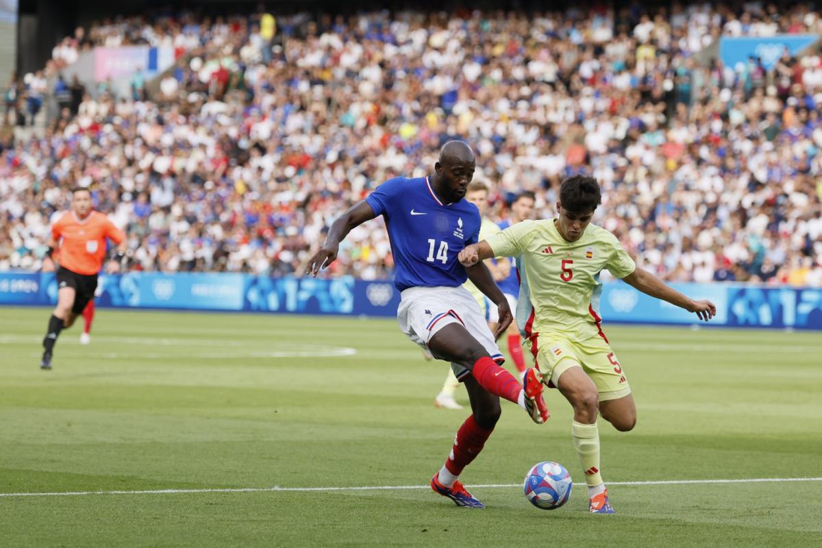 Convoqué pour la première fois en équipe de France, « son rêve de gosse », Mateta, un Bleu qui vient (et part) de loin - L'Équipe