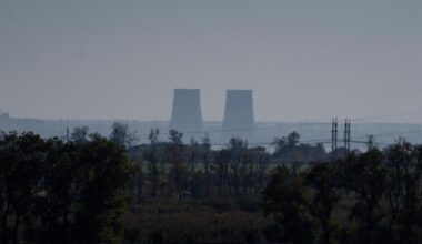 des milliers d’Ukrainiens privés d’électricité après une frappe russe ; Kiev promet un renforcement de la protection des infrastructures essentielles