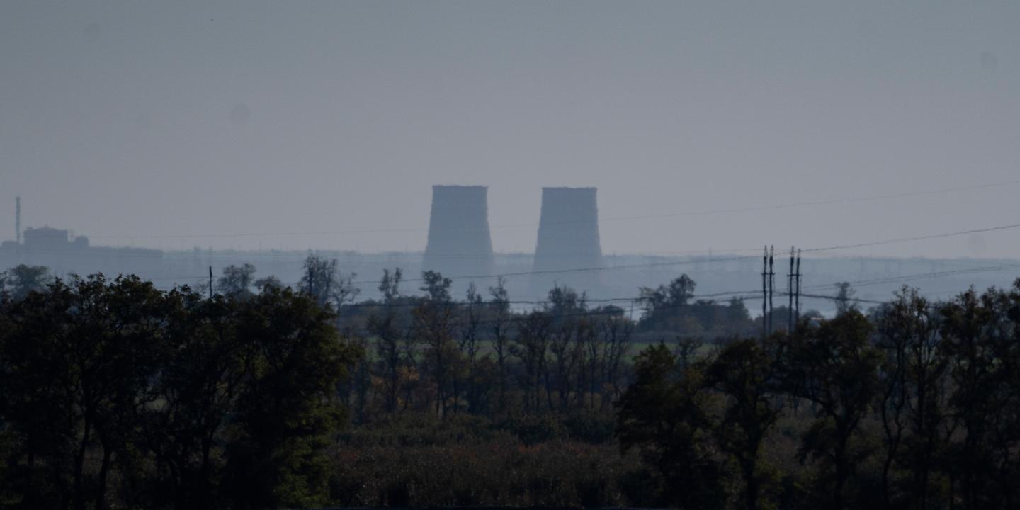 des milliers d’Ukrainiens privés d’électricité après une frappe russe ; Kiev promet un renforcement de la protection des infrastructures essentielles