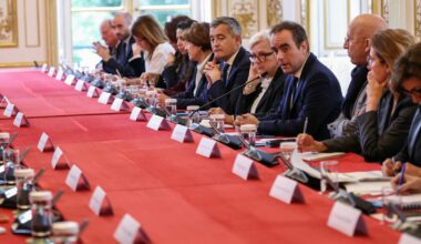 le sort de Sébastien Lecornu suspendu à un recul sur les retraites
