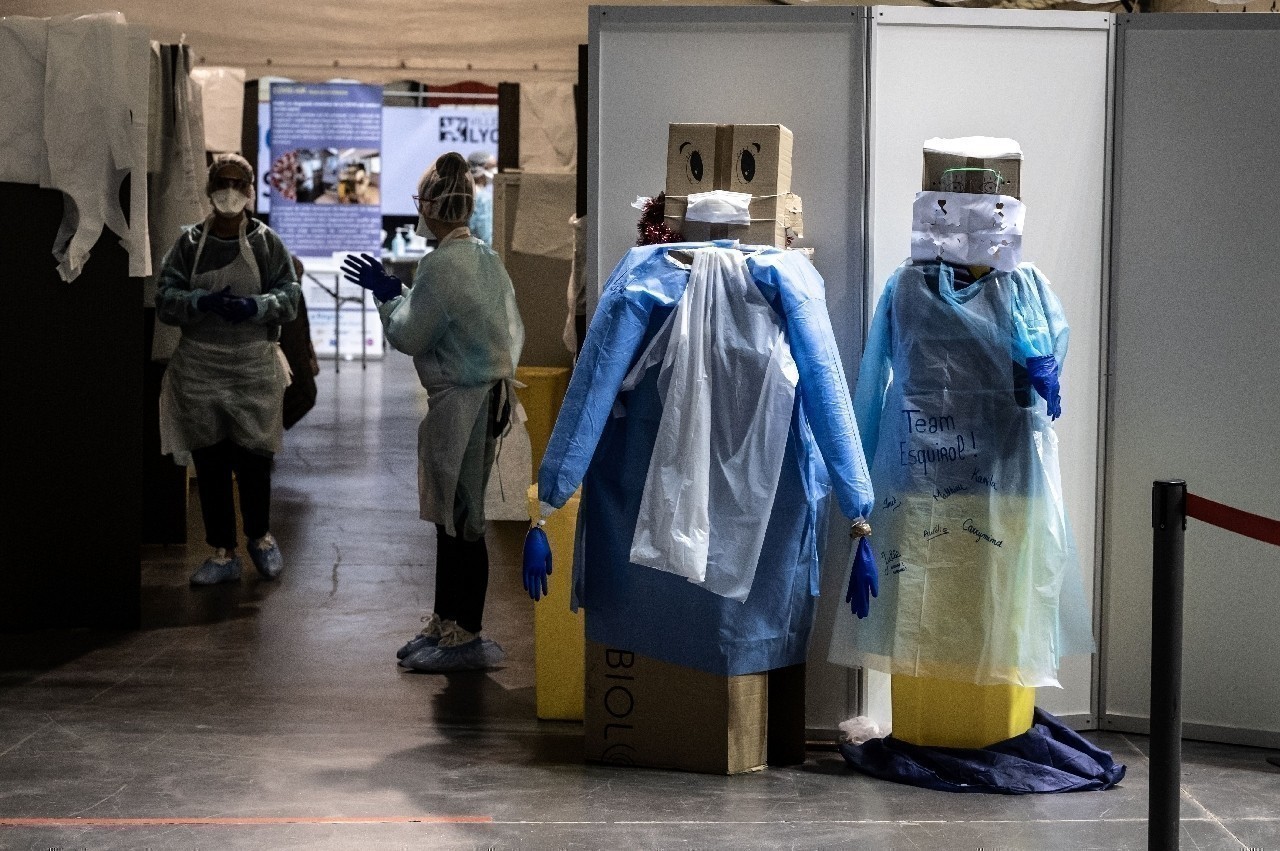 Covid-19. La circulation du variant "Frankenstein" avance, que se passe-t-il dans le Rhône ?