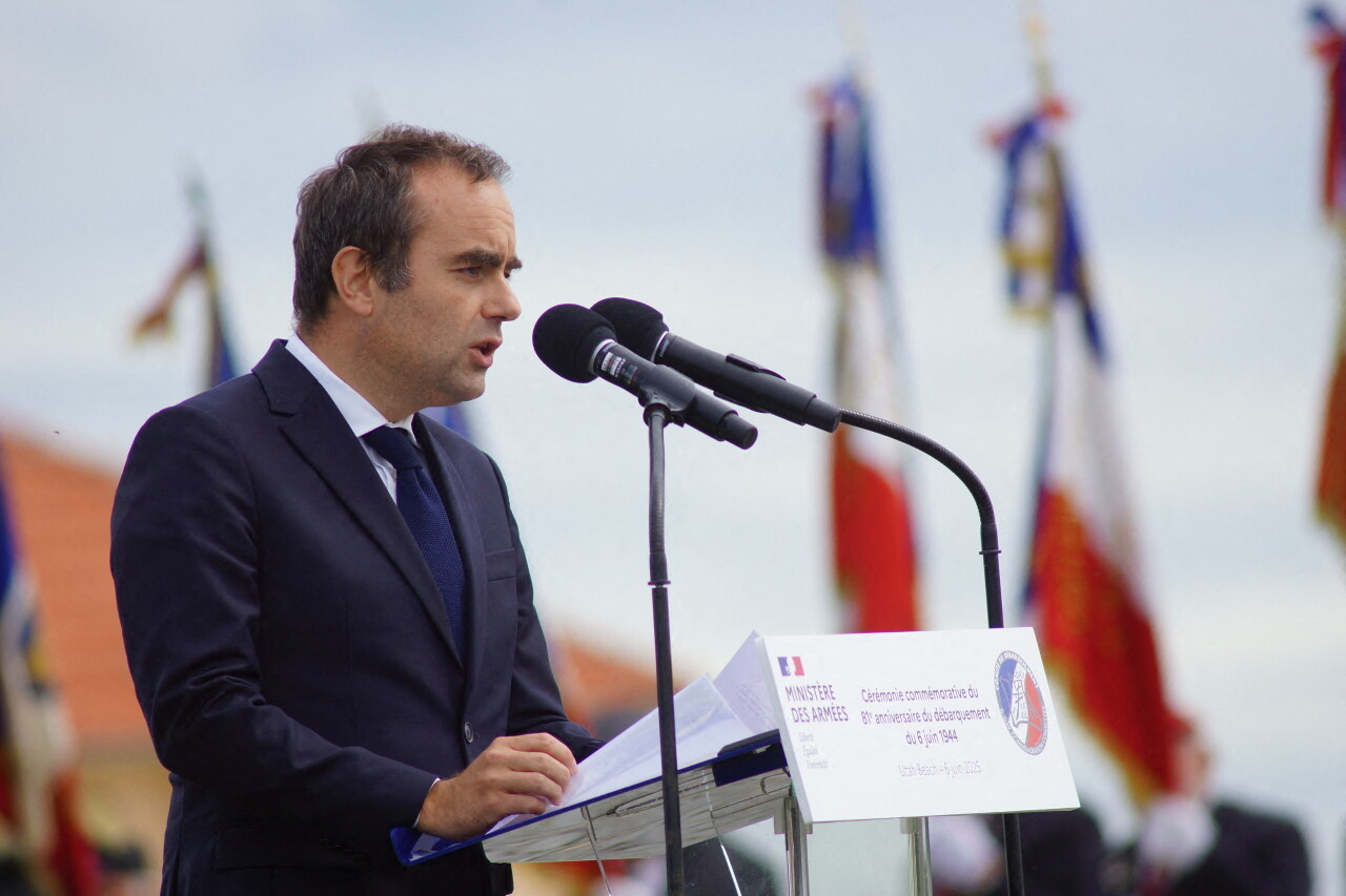 "Coquille vide", "destitution", les réactions à Grenoble