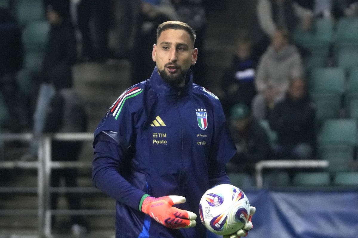 Le gardien italien Gianluigi Donnarumma commet une énorme bévue face à l'Estonie - L'Équipe