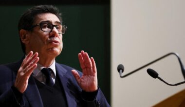 le Prix Nobel d’économie Philippe Aghion fustige le contre-budget du RN