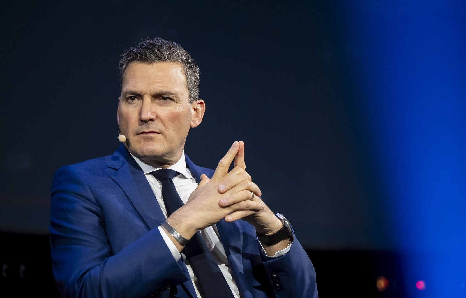 L’Union européenne souhaite réglementer l’Intelligence artificielle alors que le Canada préfère une politique d’adoption