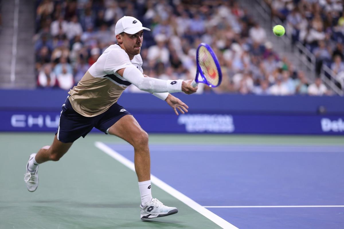 Benjamin Bonzi se défait de Reilly Opelka et valide son billet pour le deuxième tour de l'ATP 250 de Bruxelles