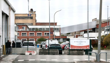 "L'avenir du site est mort": chez Stellantis à Poissy, les salariés pessimistes - 01/10/2025 à 19:42