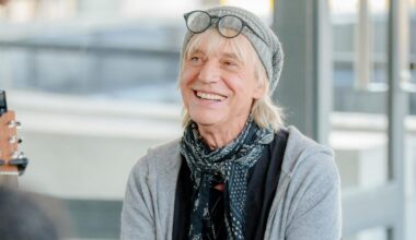 Jean-Louis Aubert revient sur le jour où son père a essayé de l’empêcher de devenir musicien