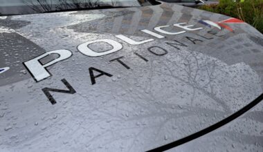 contrôlé pour un feu rouge brûlé, il avait trois fois la limite maximale d’alcool dans le sang