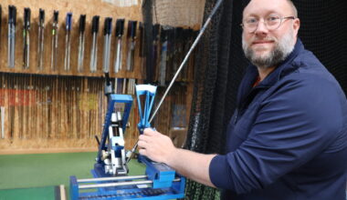 De la politique au golf, l'ancien directeur de cabinet s'est lancé dans une activité unique en Bretagne