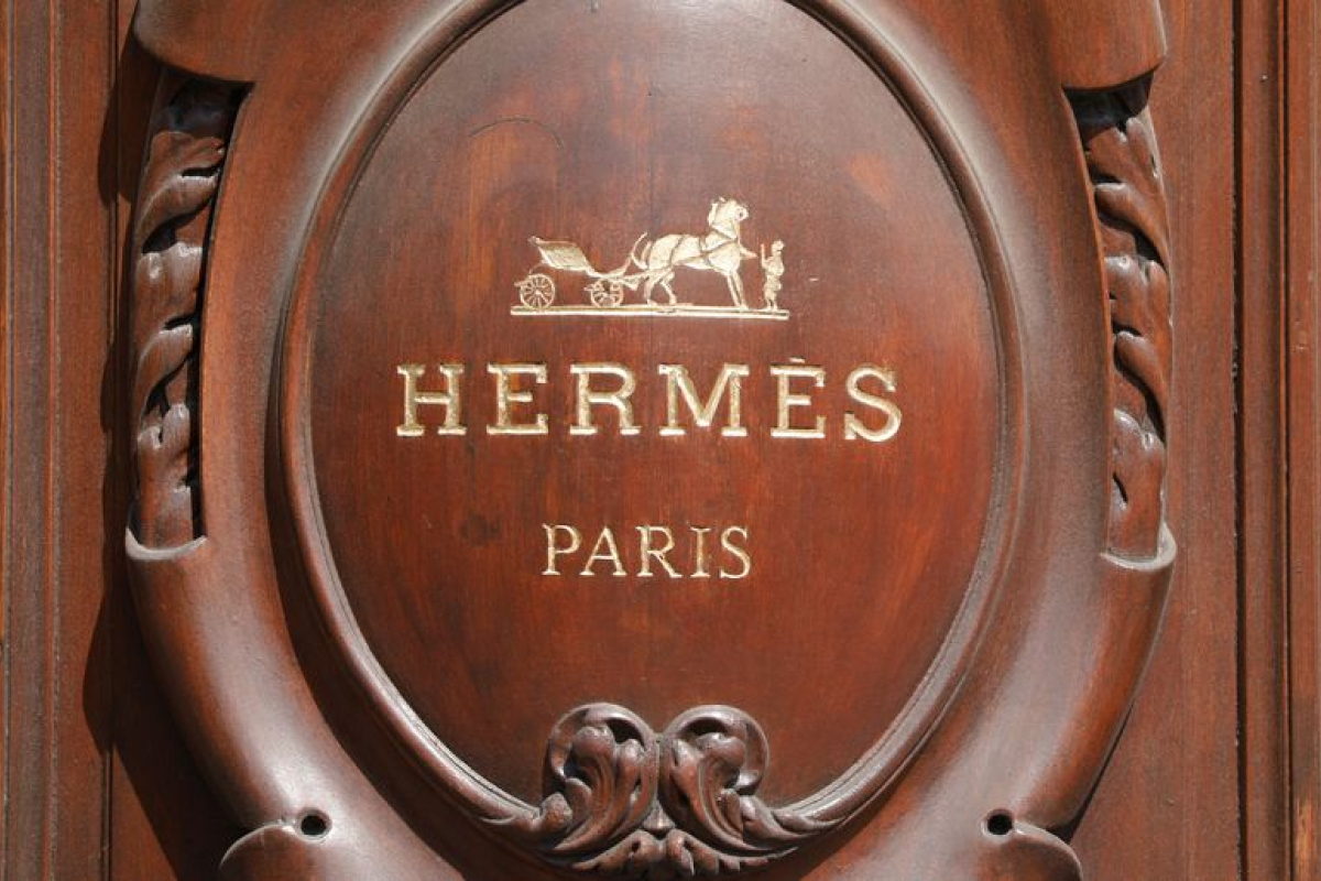 Hermès: Hausse de 9,6% des ventes au T3, du mieux en Chine mais la maroquinerie pèse - 22/10/2025 à 11:45