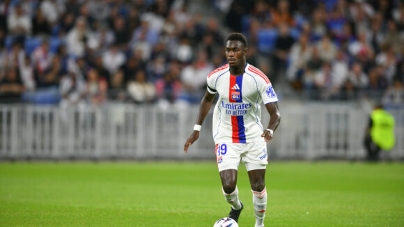 Moussa Niakhaté, défenseur de l'OL
