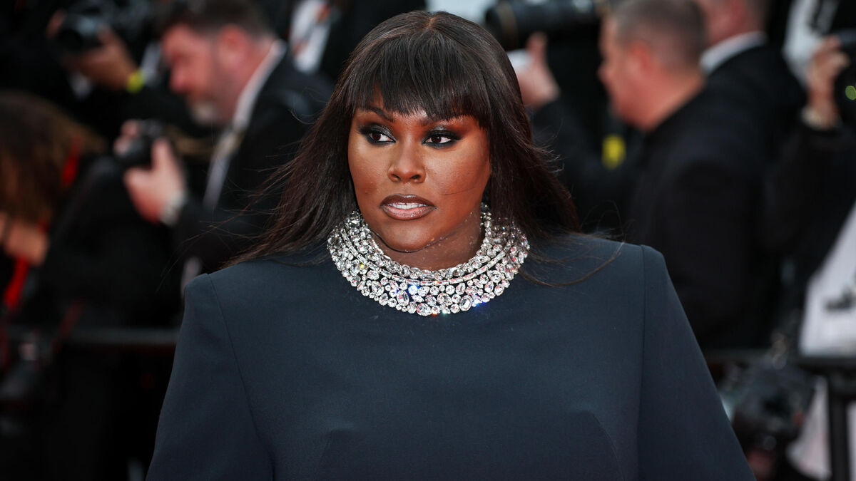 Plagiat, polémique, menaces… Que se passe-t-il entre Yseult et deux stars de la K-pop coréenne ?