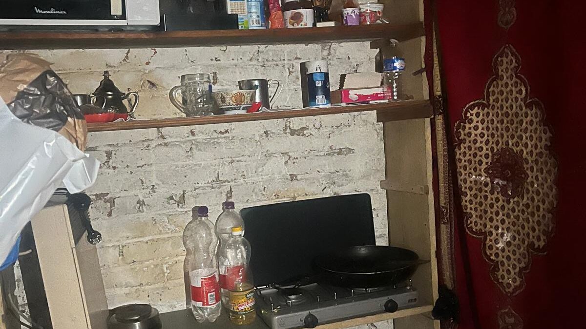 « Ça nous pourrit la vie » : trafics, dégradations… à Paris, le squatteur de cave fait vivre l’enfer aux riverains