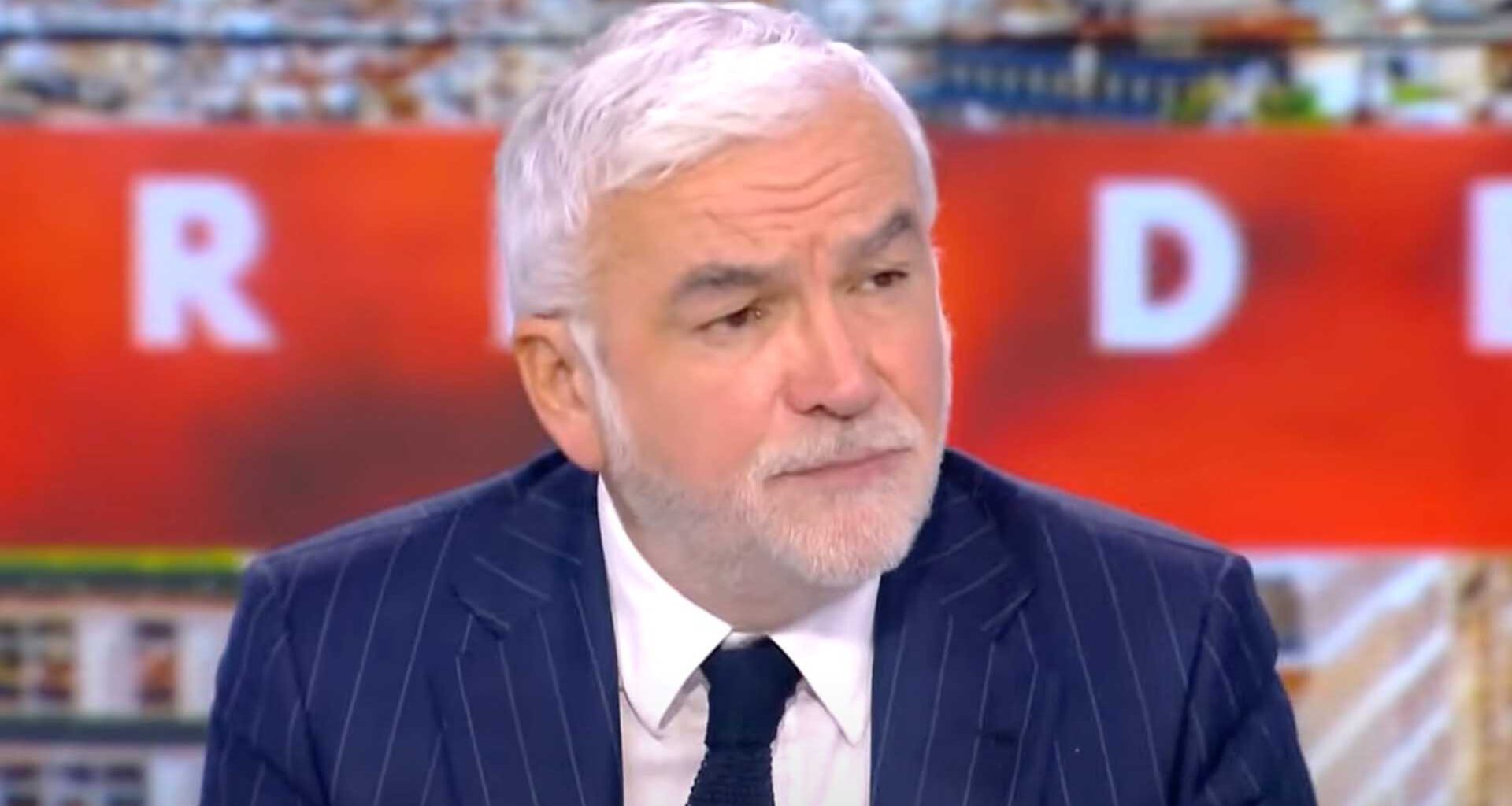 "C’était assez humiliant" : Pascal Praud cash sur son échec en tant que directeur du FC Nantes