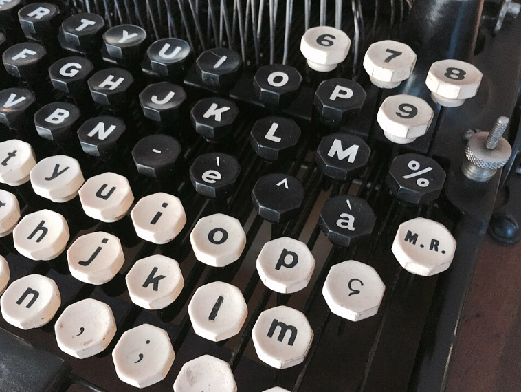 Sur trois livres récents de Dominique Quélen