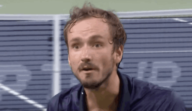 Vidéos, ATP - Shanghai > Medvedev, encore en détresse face à Tien : "Il est de partout. Qu'est-ce que je peux faire ?"