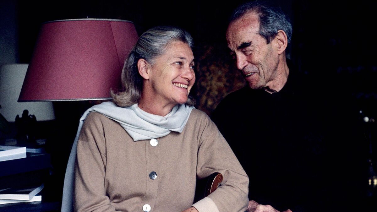 « On voulait ne pas être séparés » : pourquoi le corps de Robert Badinter n’entrera pas au Panthéon