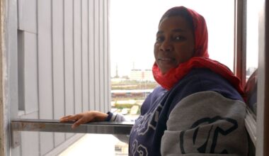 « Les enfants sont tout le temps malades » : après un incendie à Paris, ils vivent dans leurs appartements souillés