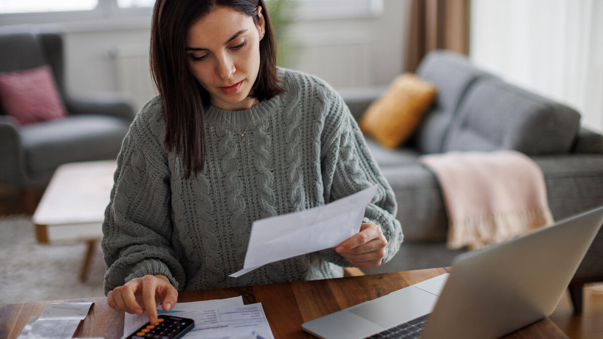 Fini le découvert automatique, fin du paiement fractionné, publicité… Ce qui va changer dès 2026