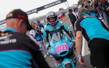 David Alonso célébrant avec son équipe