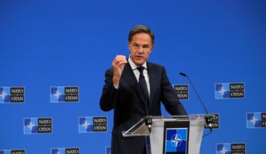 Le secrétaire général de l'Otan Mark Rutte donne une conférence de presse, le 23 septembre 2025 à Bruxelles
