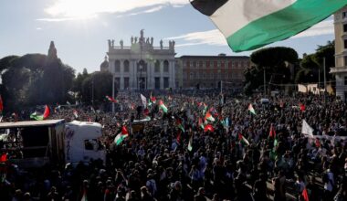 A Rome, une impressionnante marée humaine défile pour Gaza et contre Meloni – Libération