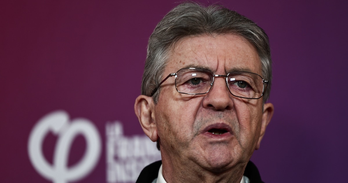 Jean-Luc Mélenchon, leader de la France Insoumise, lors d'une conférende de presse, le 6 octobre 2025 à Paris