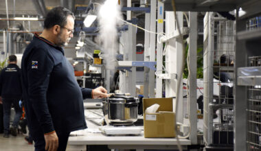 « C’est toujours moins cher de réparer » : ici, l’électroménager d’Île-de-France trouve une seconde vie