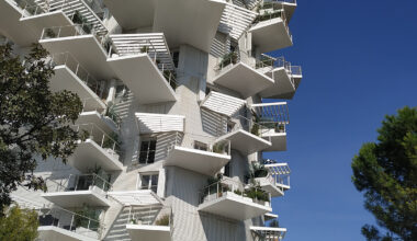 L’Arbre blanc, qui héberge au rez-de-chaussée une galerie d