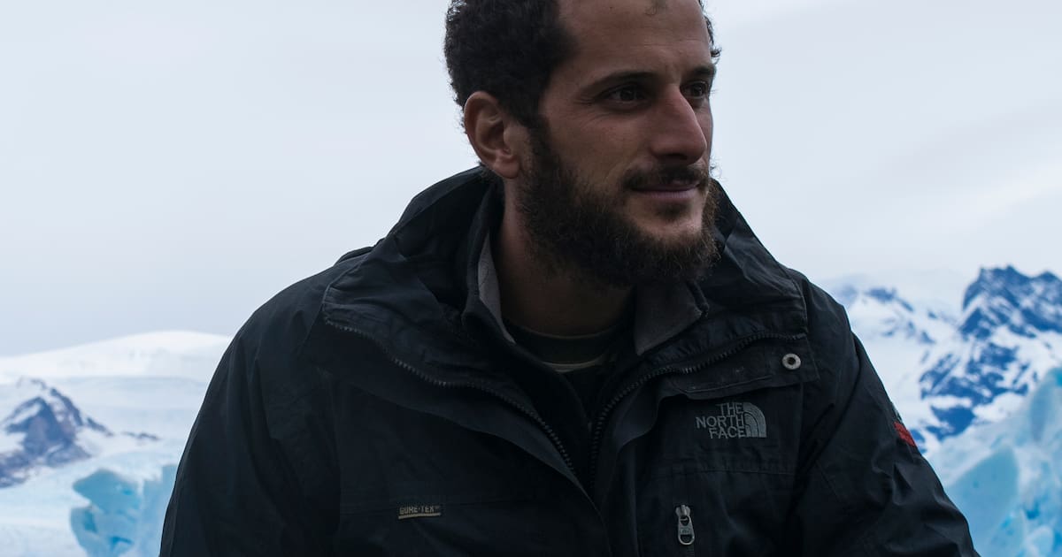 Promesse de Lecornu sur le 49-3, mort d’un photographe français en Ukraine, ultimatum de Trump au Hamas… L’actu de ce vendredi 3 octobre – Libération