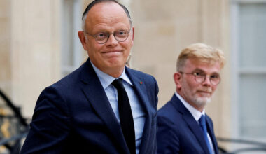 « Il a eu une peur panique des sondages en baisse » : Édouard Philippe, le pari risqué de la rupture