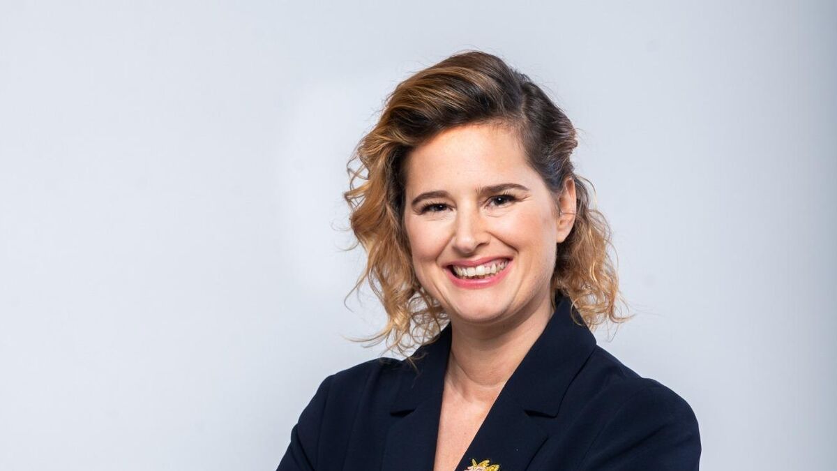 Élodie Poux, destinataire d’un colis piégé : « Je compte bien transformer ce merdier en éclats de rire »