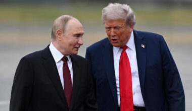 Donald Trump dit avoir eu un appel « productif » avec Vladimir Poutine et prévoit un sommet à Budapest