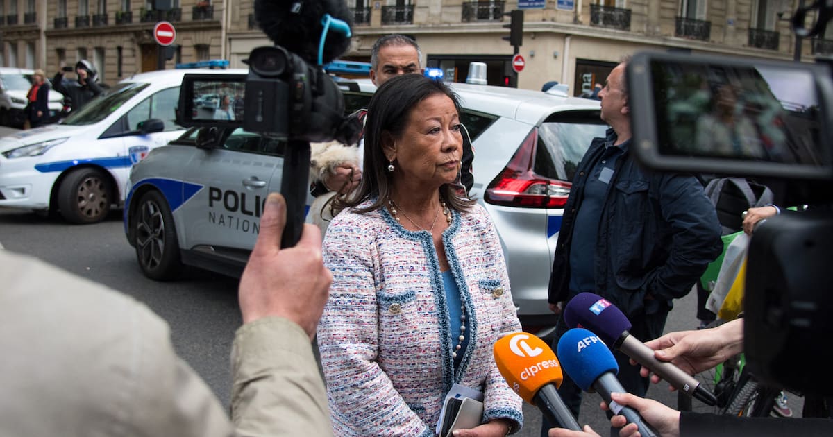 la maire du VIIIe arrondissement veut rendre les 35 779 euros dépensés en vêtements – Libération