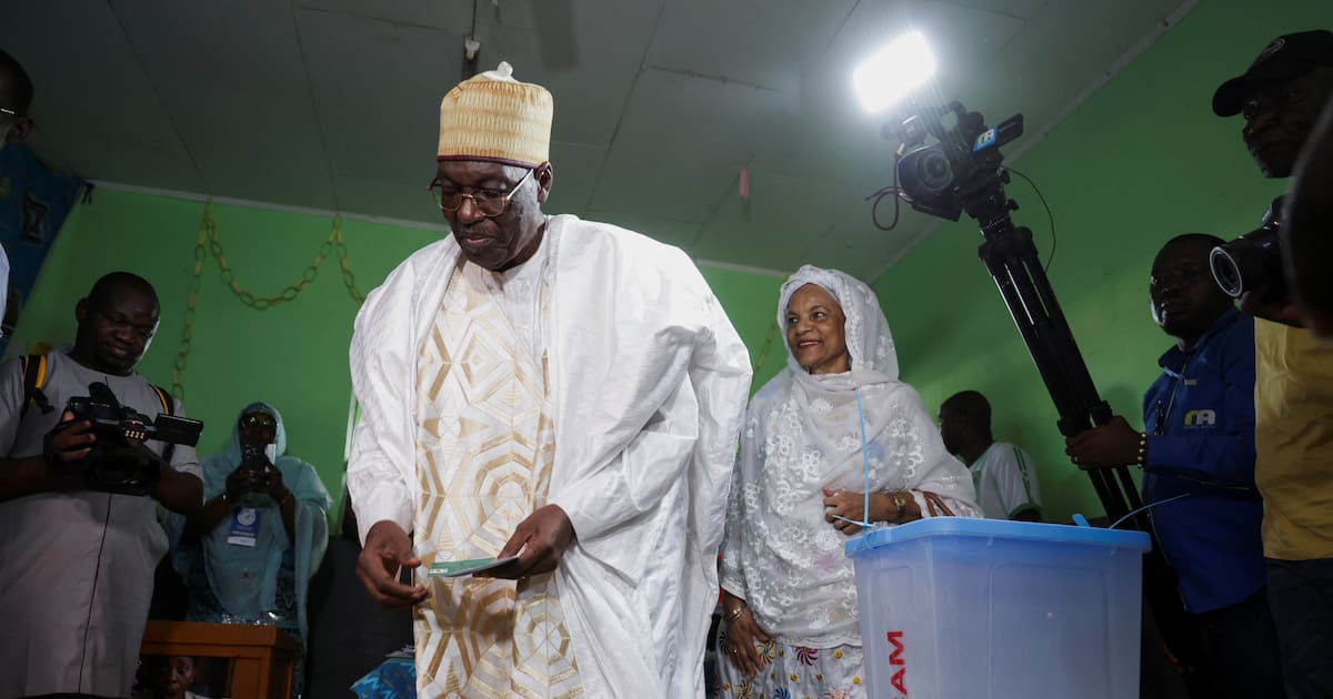 Au Cameroun, le candidat de l’opposition Issa Tchiroma revendique en avance sa victoire à la présidentielle – Libération