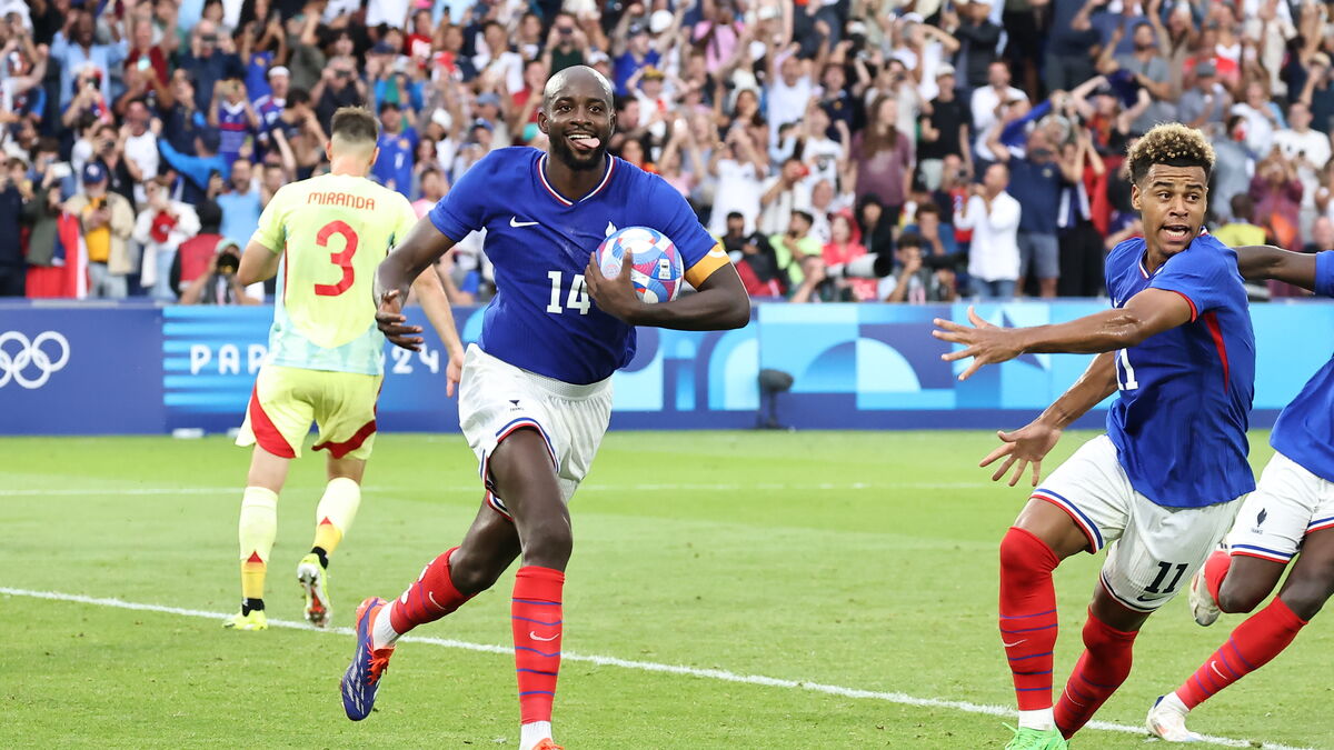 Équipe de France : recalé par Saint-Étienne et appelé chez les Bleus, qui est l’étonnant Jean-Philippe Mateta ?