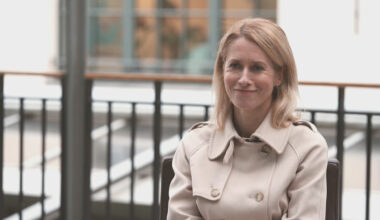 Kaja Kallas : «Nous ne pouvons pas combler le vide d’aide humanitaire laissé par les Américains»