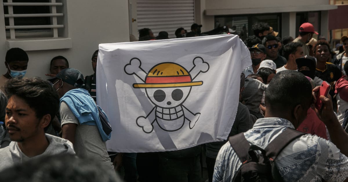 Indonésie, Madagascar, Maroc, France… Pourquoi le drapeau pirate de «One Piece» est-il brandi lors des mouvements sociaux ? – Libération