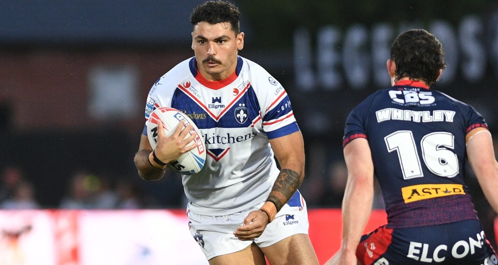 Super League - Mathieu Cozza reste en Super League - Rugby à XIII